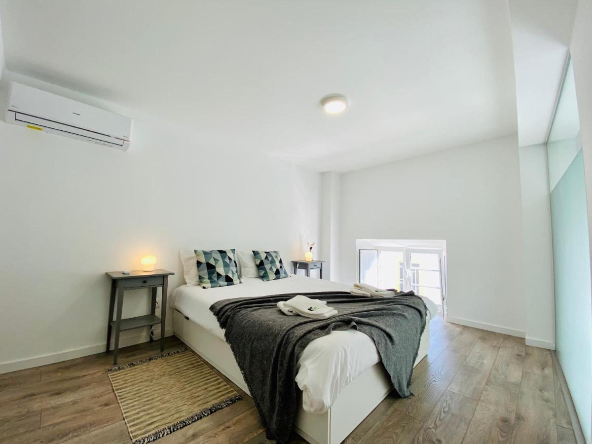 Tia Anica House I - Apartment With Terrace In Central Fuseta Beach Village Экстерьер фото